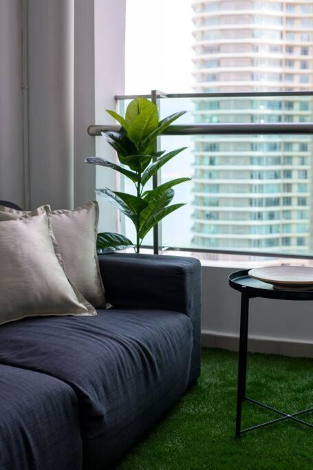 2R1B/Seaview Tropical /1~8Pax/Gurney Mansion One Appartement George Town Buitenkant foto