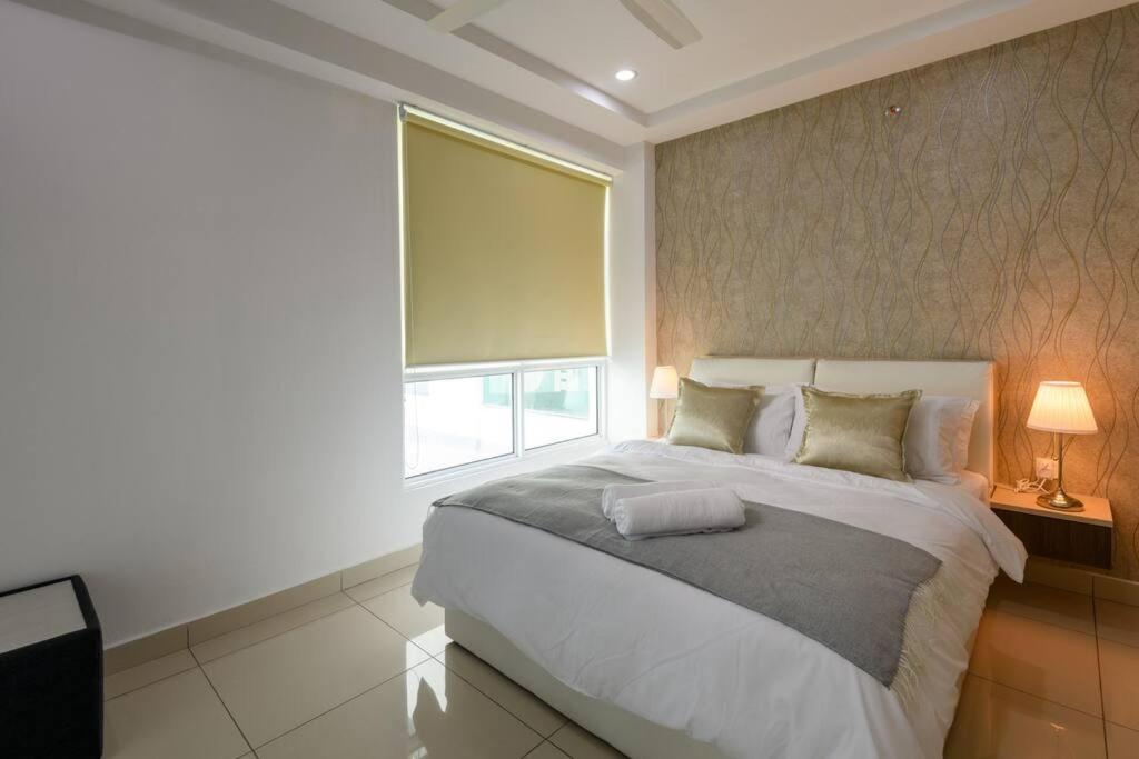 2R1B/Seaview Tropical /1~8Pax/Gurney Mansion One Appartement George Town Buitenkant foto