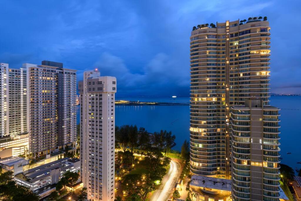 2R1B/Seaview Tropical /1~8Pax/Gurney Mansion One Appartement George Town Buitenkant foto